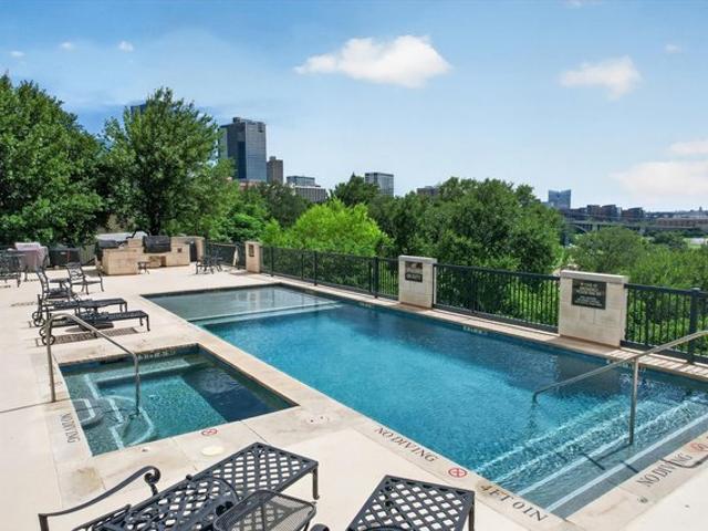 Condo for sale in Fort Worth, Texas