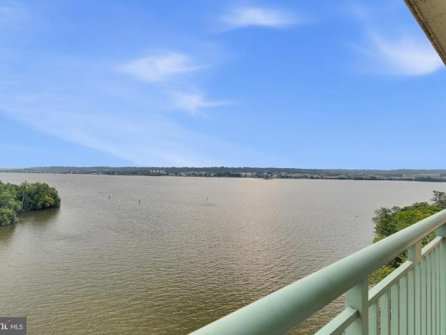 Condo for sale in Virginia