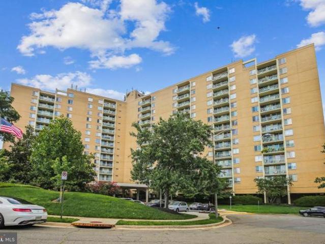 Condo for sale in Virginia