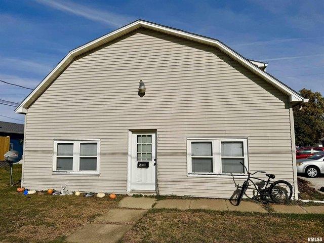 House for sale in Aledo, Illinois