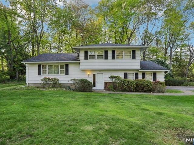 House for sale in Wyckoff, New Jersey