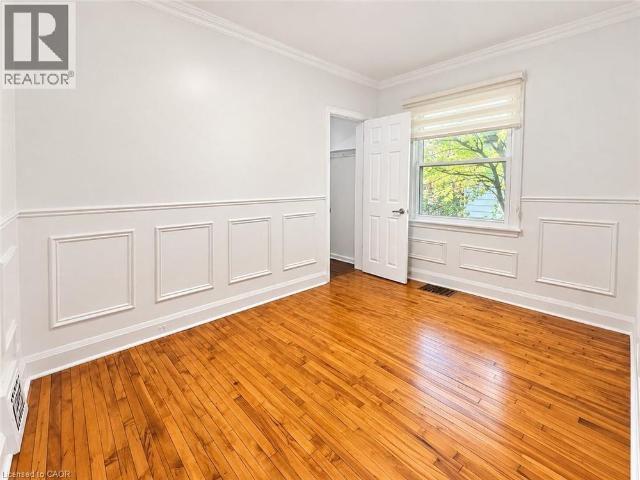 Apartment for rent in Centremount, Hamilton