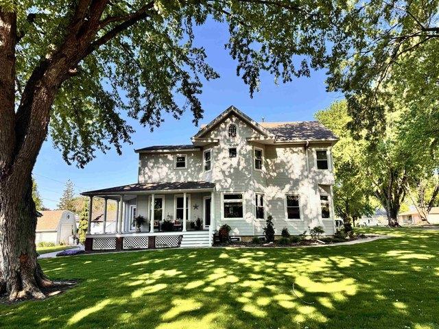 House for sale in Sanborn, Iowa