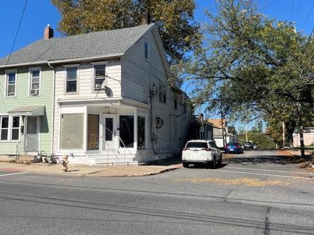 House for sale in Easton, Pennsylvania