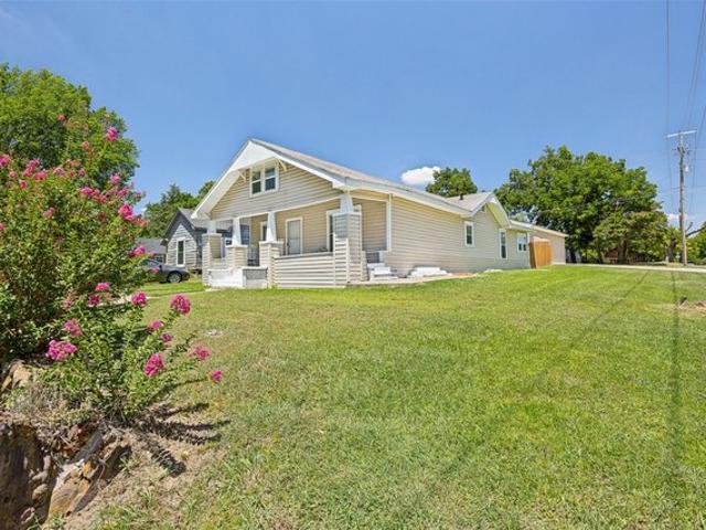 House for sale in Denison, Texas