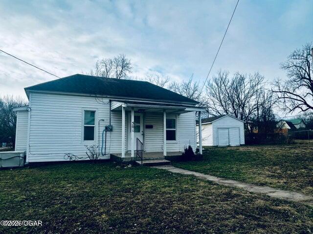 House for sale in Neosho, Missouri