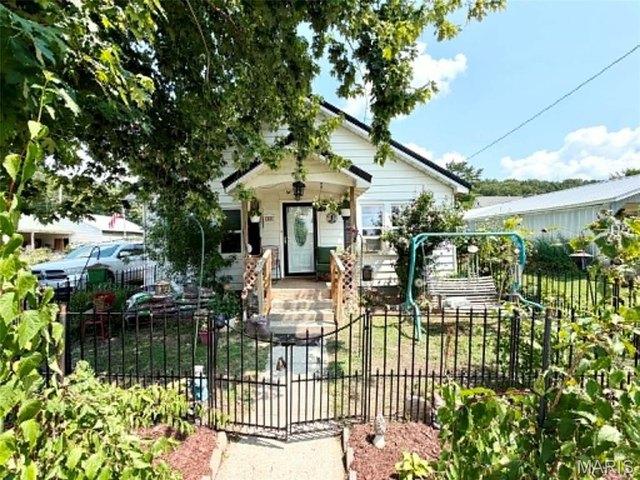 House for sale in Hamburg, Illinois