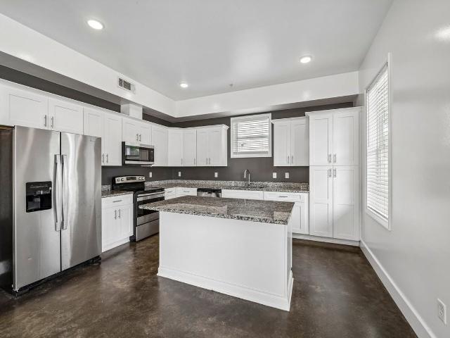 Apartment for rent in Cloverdale, Tuscaloosa