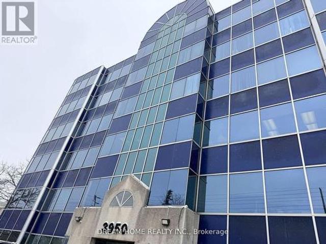 Commercial for rent in York, Ontario
