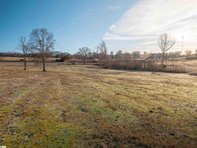 Land for sale in Pelzer, South Carolina
