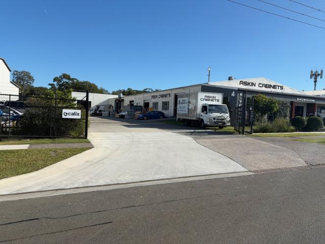Warehouse for rent in Kings Creek, Queensland