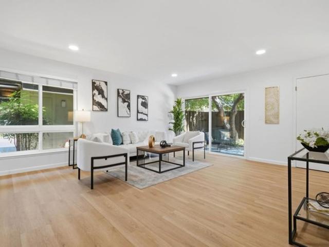 Townhouse for sale in Campbell, California
