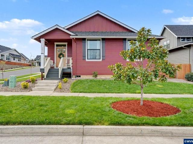 House for sale in Oregonia