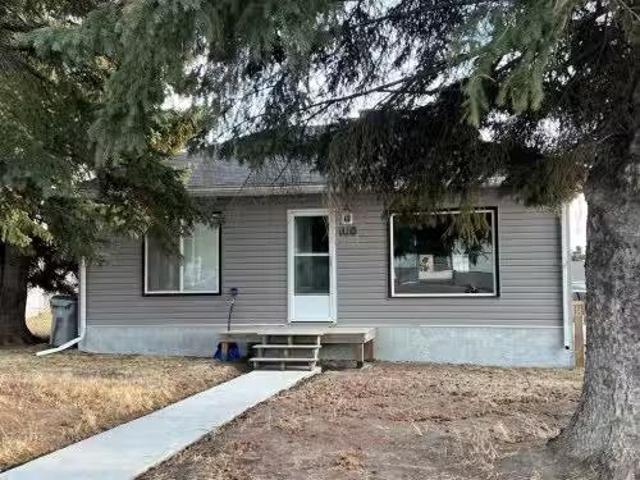House for sale in Edson, Alberta