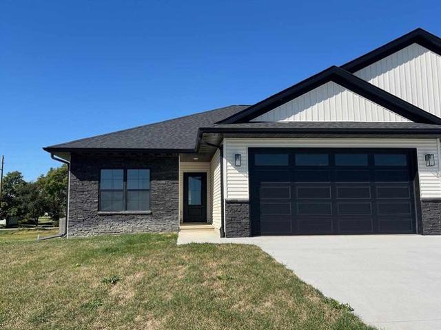 Condo for sale in Kalona, Iowa