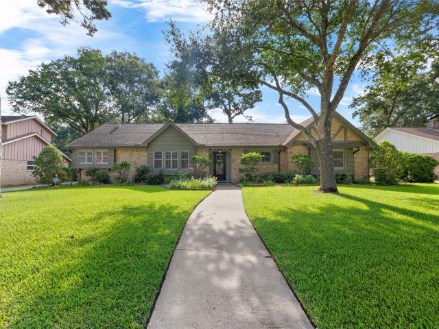House for sale in Dickinson, Texas