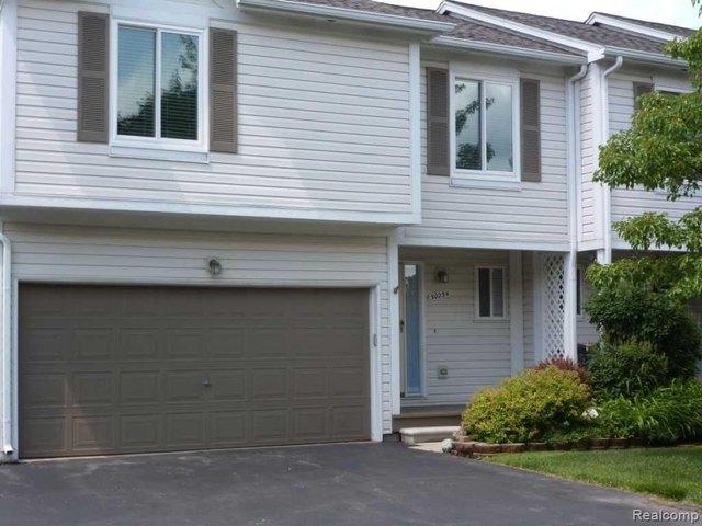 Condo for sale in Wixom, Michigan