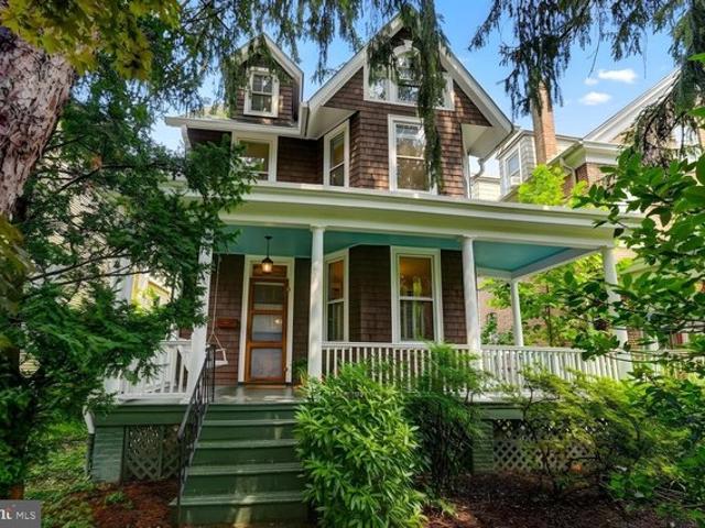 House for sale in Gibsonton, Maryland