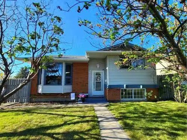 House for sale in Northwest, Alberta