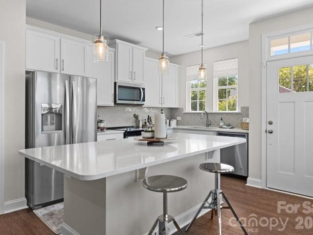 Townhouse for sale in Mecklenburg, North Carolina