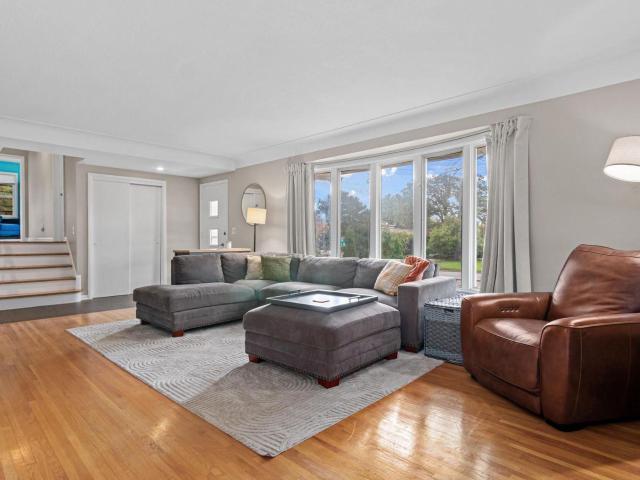 House for sale in Cahill, Edina