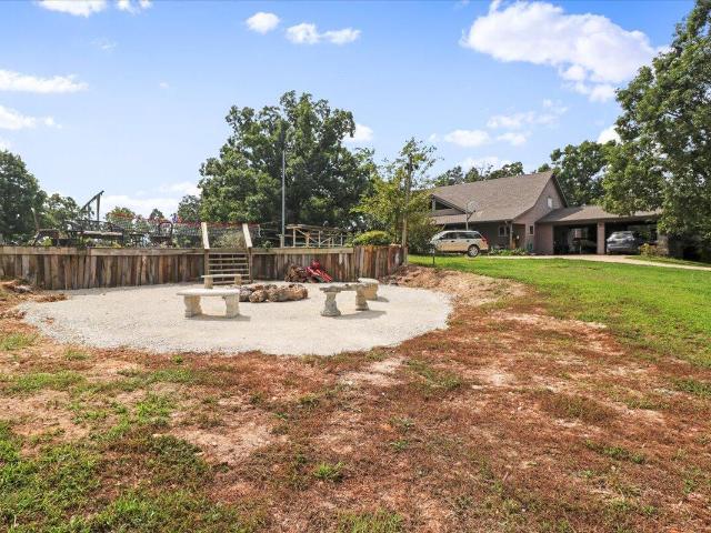 House for sale in Mountain Grove, Missouri