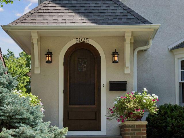 House for sale in Hennepin, Minnesota