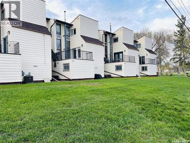 Townhouse for sale in Regina, Saskatchewan