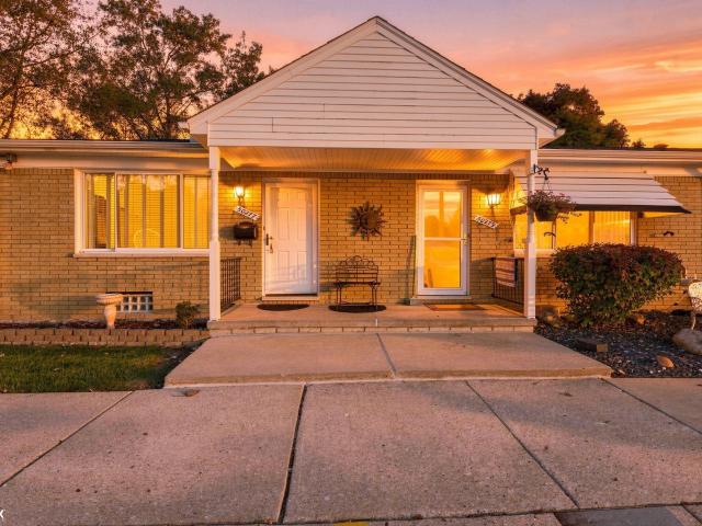 Condo for sale in Leisure Co-Ops, Wixom