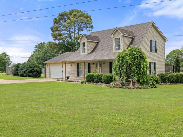 House for sale in Lexington, Alabama