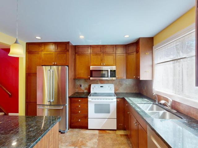 Apartment for rent in Northwest, Alberta