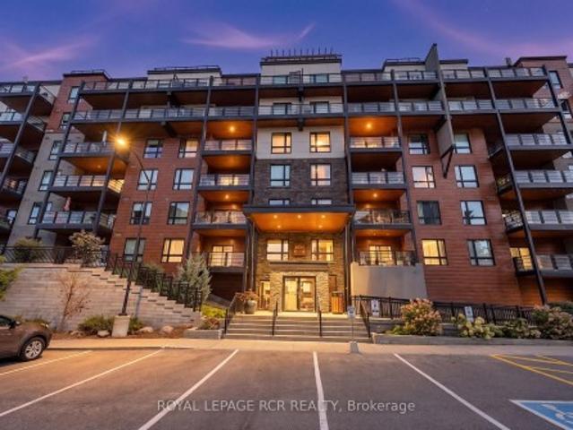Condo for sale in Holly, Barrie