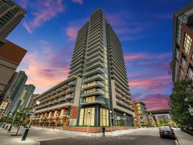 Condo for sale in Toronto, Golden Horseshoe