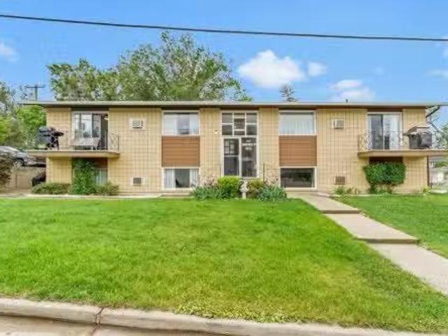 House for sale in Medicine Hat, Alberta
