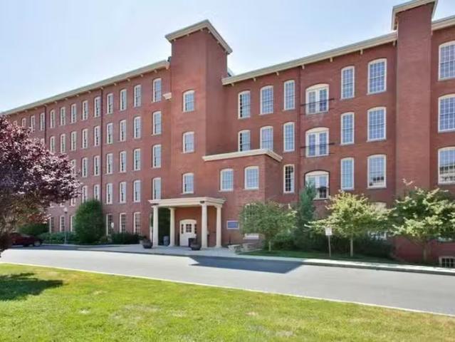 Condo for rent in Framingham