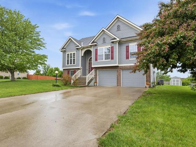 House for sale in Gower, Missouri