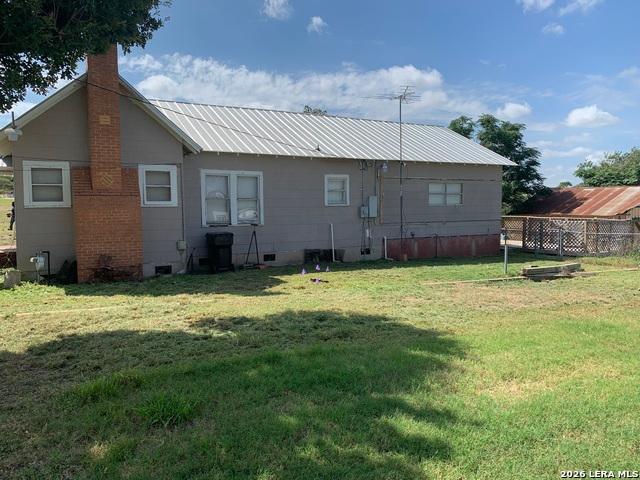 House for sale in Devine, Medina County