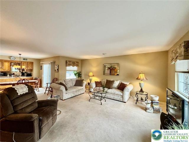 Apartment for sale in Pennsylvania