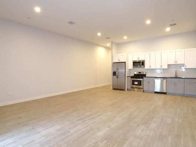 House for sale in Bayonne, Hudson County