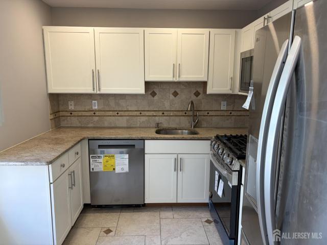 Townhouse for sale in Perth Amboy, New Jersey