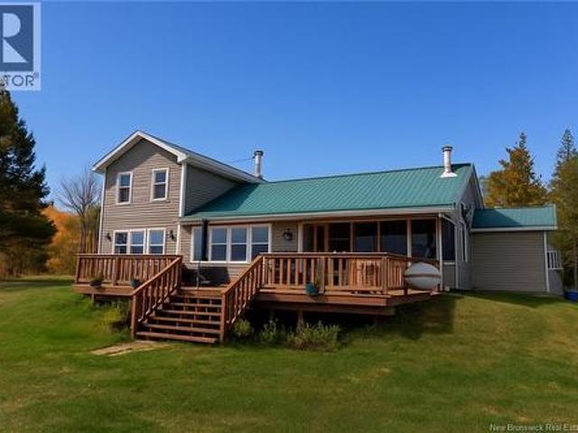 House for sale in Miramichi Bay, New Brunswick