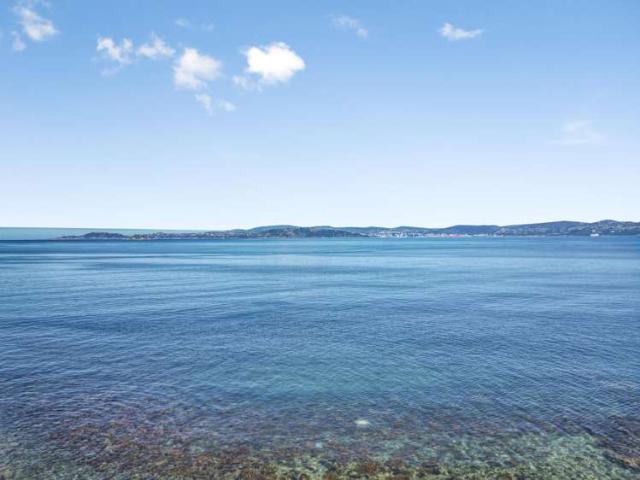 House for sale in Days Bay, Wellington