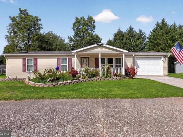 House for sale in Abbottstown, Adams County