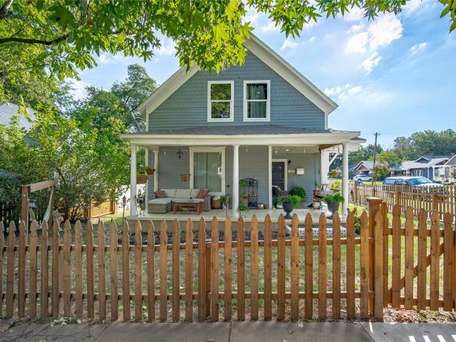 House for sale in Guthrie, Logan County
