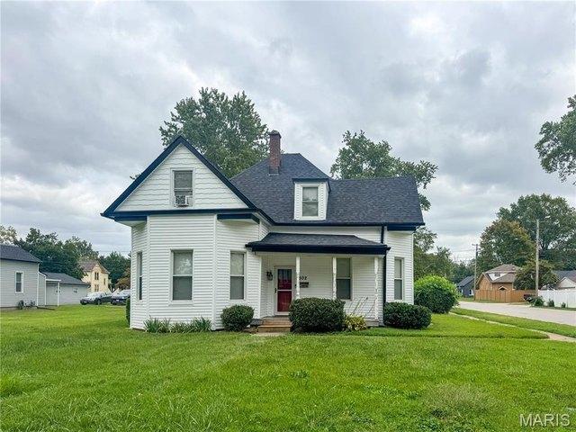 House for sale in O'Fallon, Saint Clair County