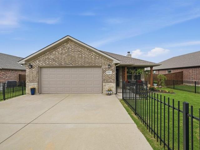House for sale in Collinsville, Texas