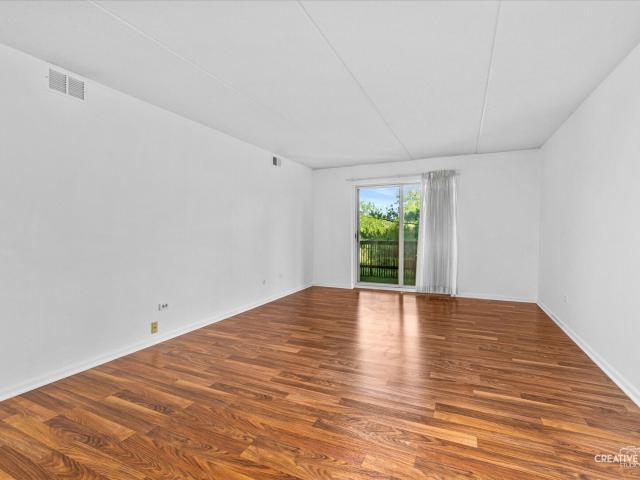 Condo for sale in Downers Grove, Illinois