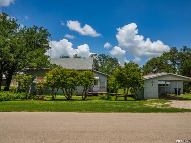 House for sale in Sabinal, Texas