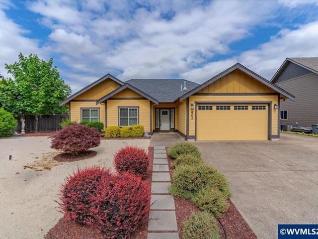 House for sale in Oregonia