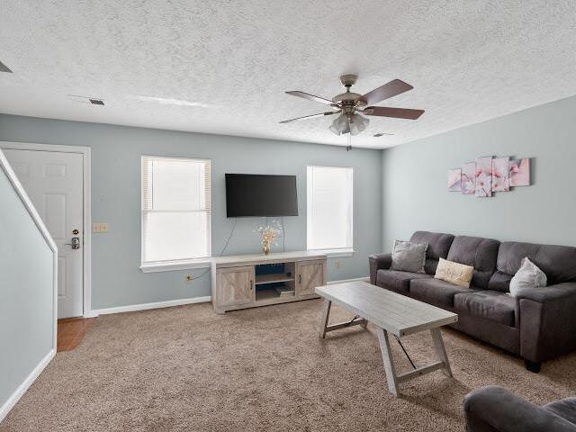 Townhouse for sale in Versailles, Kentucky